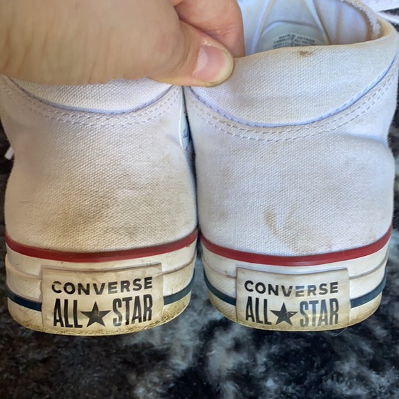 White converse - Picture 5 of 7